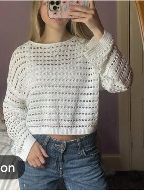Hollister white sweater easy crochet style crew small oversized fit